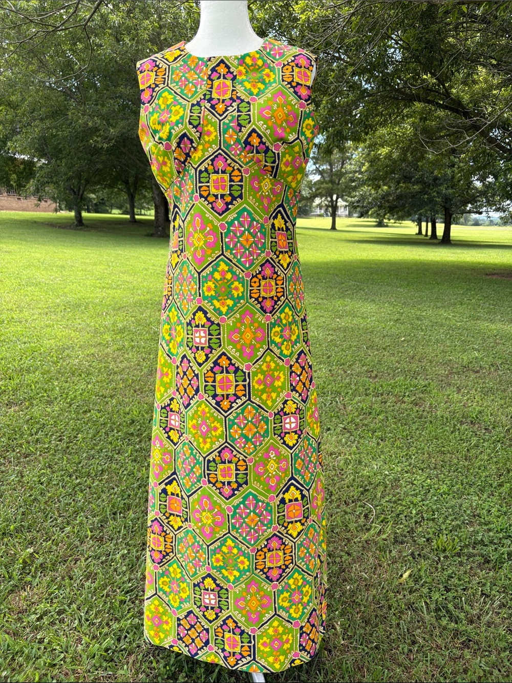 Sleeveless Lime Green Geo-Print Maxi Dress